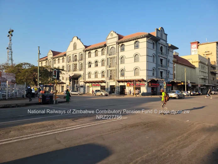 PRINCE’S FLATS (BUSINESS SUITES) Immaculate Office Space in Bulawayo CBD