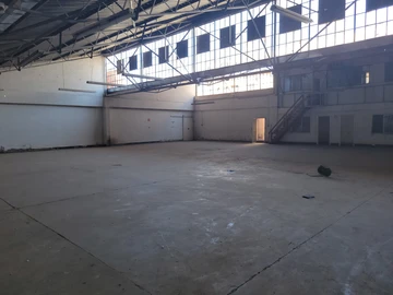 Warehouse & Factory
