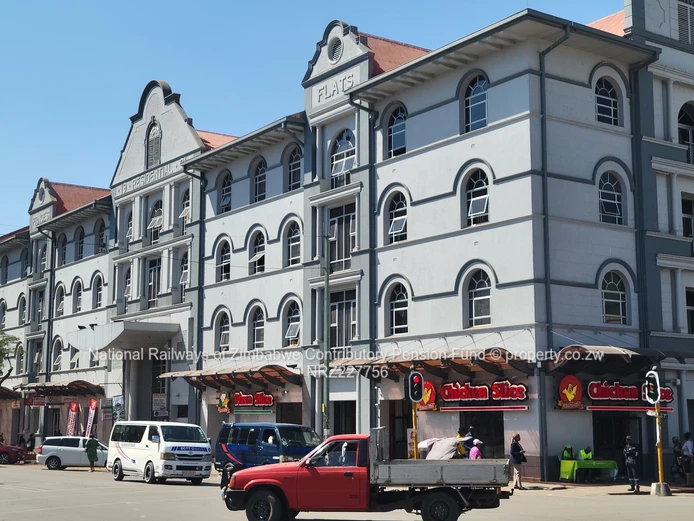 PRINCE’S FLATS (BUSINESS SUITES) Immaculate Office Space in Bulawayo CBD