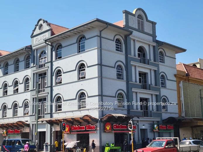 PRINCE’S FLATS (BUSINESS SUITES) Immaculate Office Space in Bulawayo CBD